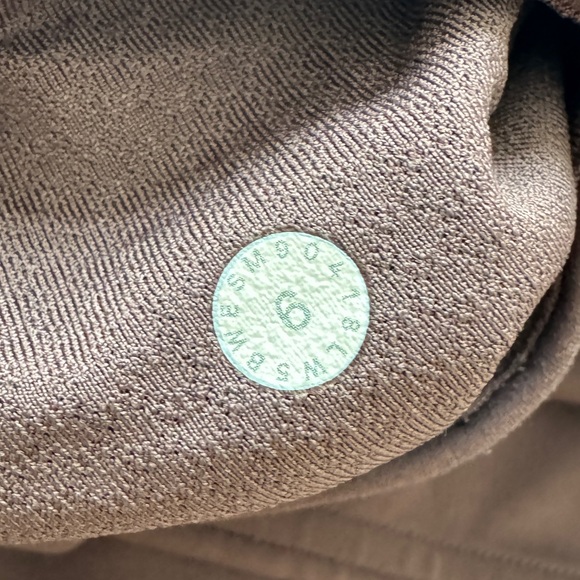 Lululemon X SoulCycle purple workout leggings - Picture 5 of 5